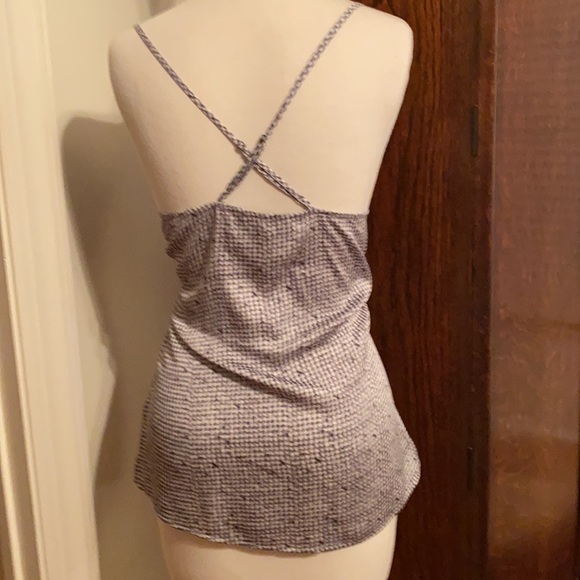 Top - Picture 3 of 4